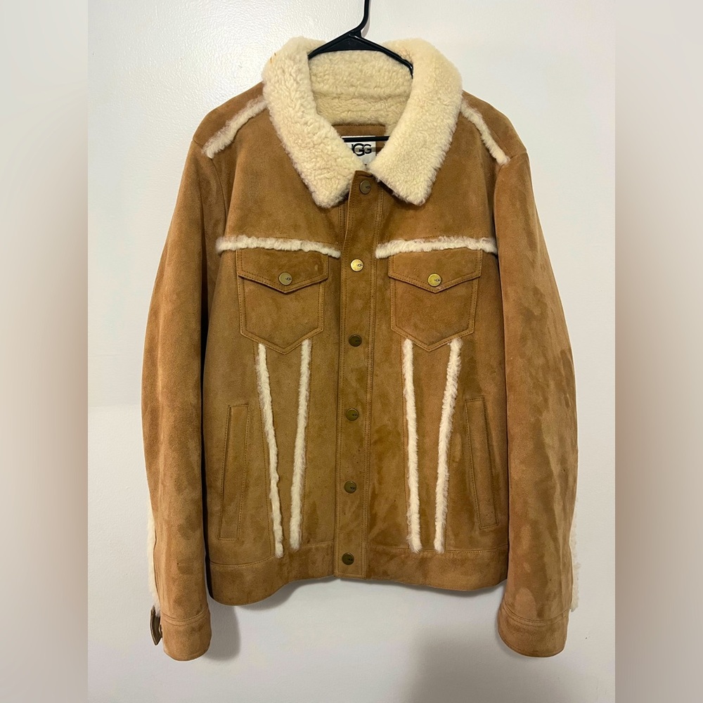 UGG ClInt Sheekpskin Trucker Jacket